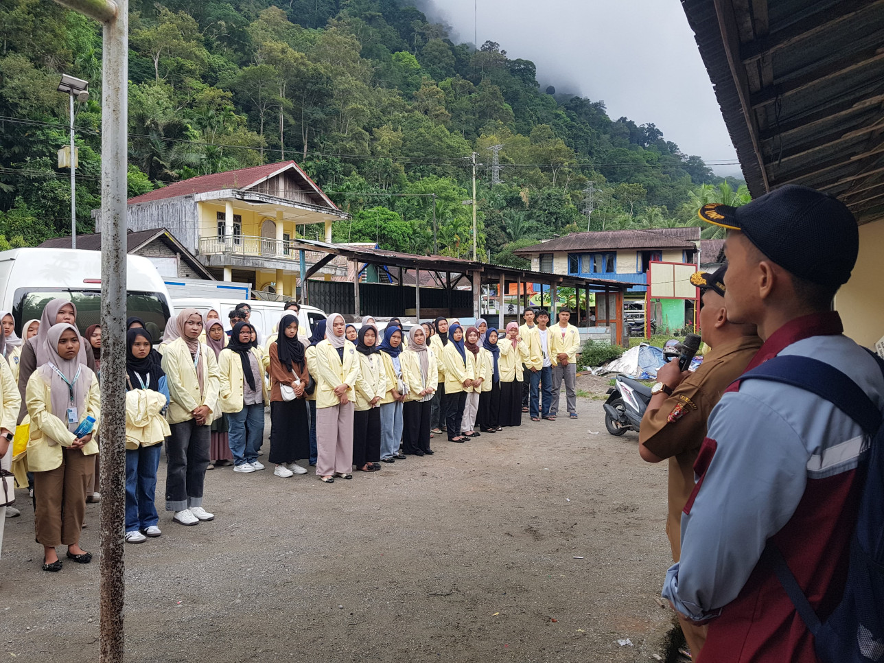 Pengantaran mahasiswa KKN UNP periode Juli Desember ke Nagari Dama Gadang, Kab. Agam. DPL:  Ryan Fikri, S.Pd., M.T. (17/06/2025)