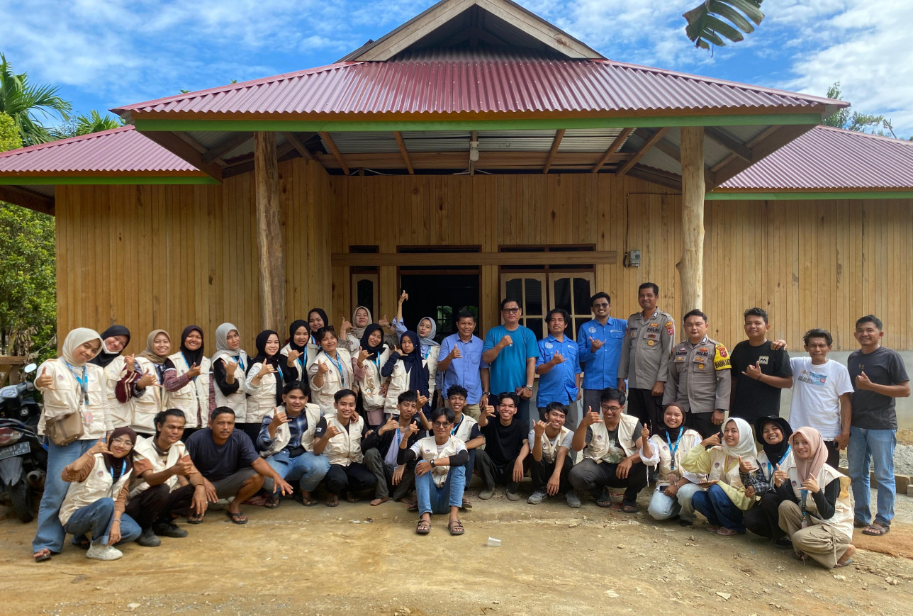 Pengantaran mahasiswa KKN UNP periode Juli Desember ke Desa Nemnem Leleu, Kab. Kepulauan Mentawai. DPL: Rizal Kurniawan, S.Psi., M.A. (29/06/2025)