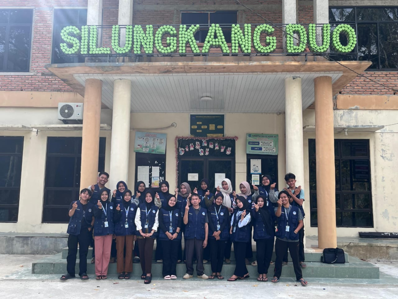 Monitoring KKN UNP Juli-Desember di Desa Silungkang Duo, Kota Sawahlunto. DPL: Drs. Etmi Hardi, M.Hum (13/07/2025)