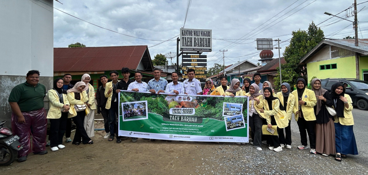 Pengantaran mahasiswa KKN UNP periode Juli Desember ke Nagari Taeh Baruah, Kab. 50 Kota. DPL: Dra. Zulminiati, M.Pd. (17/06/2025)