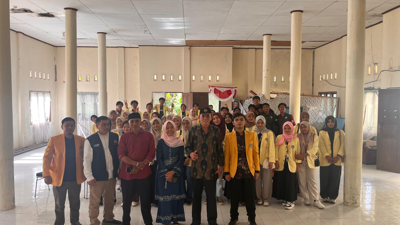 Penjemputan KKN UNP Juli-Desember di Nagari Batu Kalang Utara, Kab. Padang Pariaman. DPL: Drs. Aslimeri, MT. (17/07/2025)