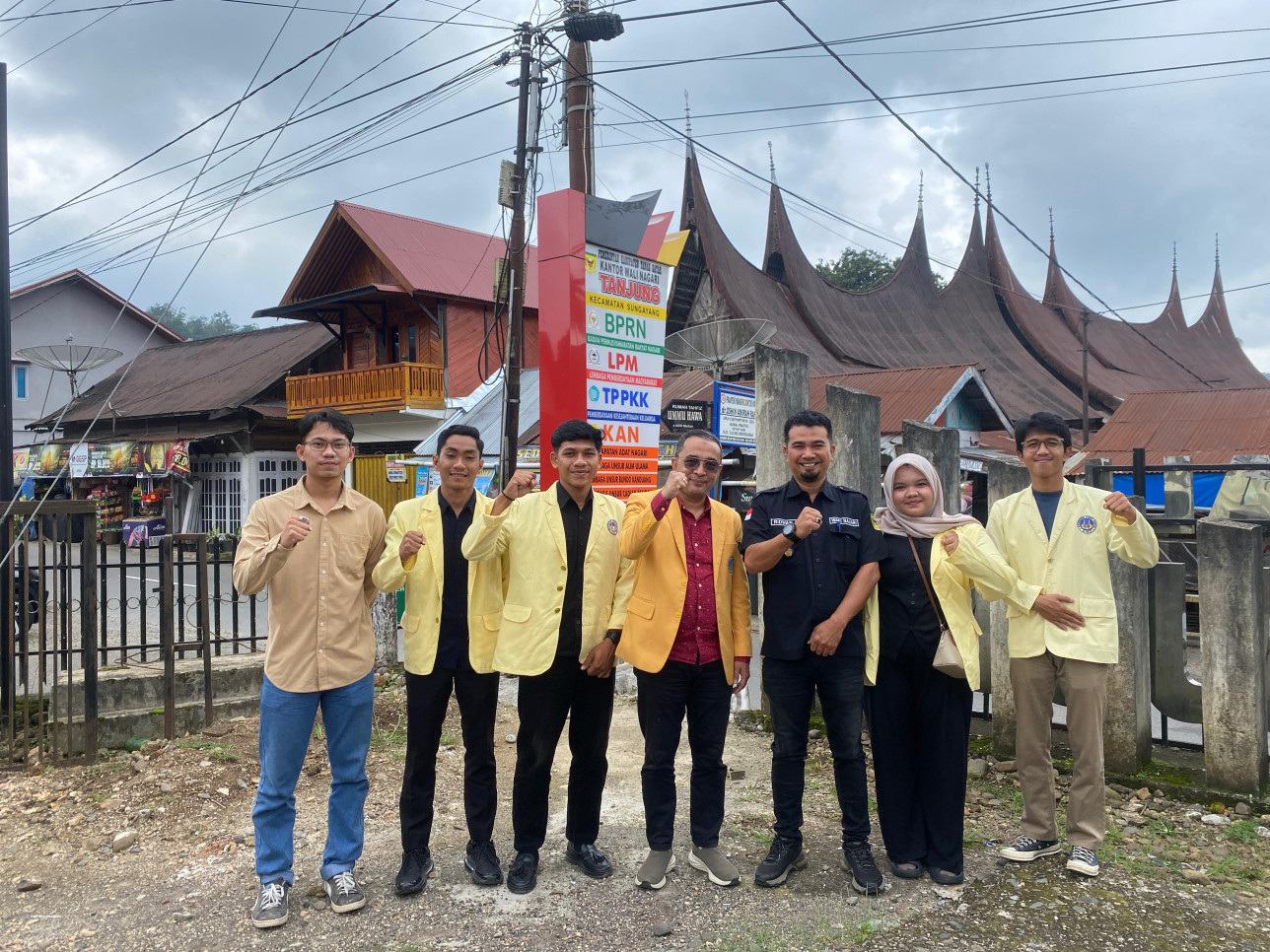 Survey lokasi KKN UNP Januari-Juni 2026 di Nagari Tanjung, Kabupaten Tanah Datar. DPL: Dr. Muhammad Adri, S.Pd, MT. (05/01/2026)