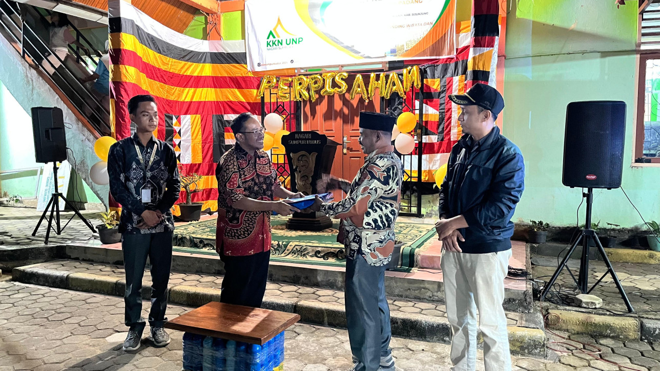 Penjemputan KKN UNP Juli-Desember di Sumpur Kudus, Kab. Sijunjung. DPL: Samuel Martin Pradana, M.Tr.T. (17/07/2025)