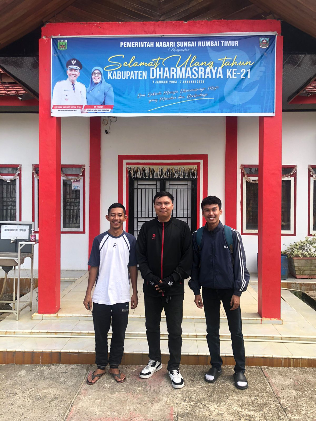 Survey lokasi KKN periode Juli Desember di Sungai Rumbai Timur, Kab. Dharmasraya. DPL: Dr. Asrul Huda, S.Kom., M.Kom (2025-05-29).