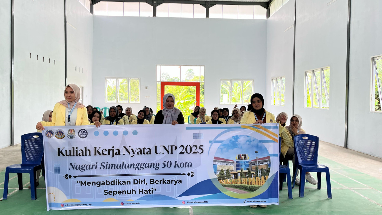 Pengantaran mahasiswa KKN UNP periode Juli Desember ke Nagari Simalanggang. Kab. 50 Kota. DPL: INDRA YENI,M.PD (17/06/2025)