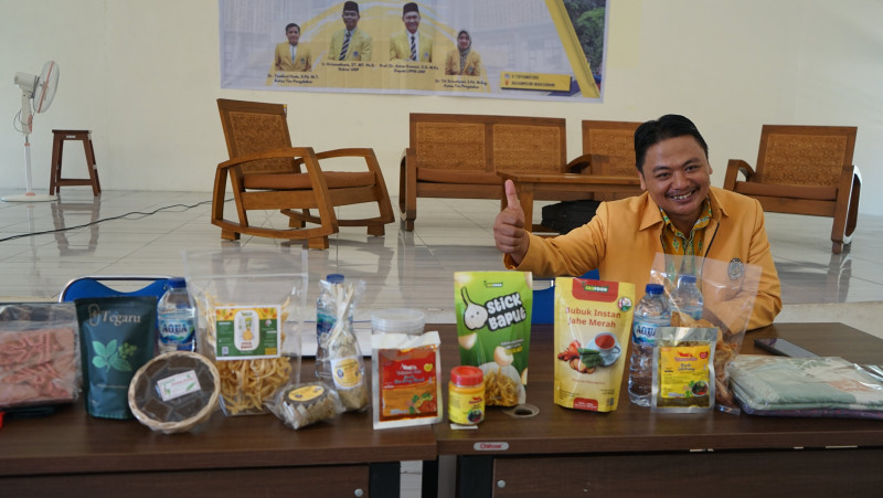 UNP Bekali UMKM Sijunjung Strategi Digital untuk Tembus Pasar Global